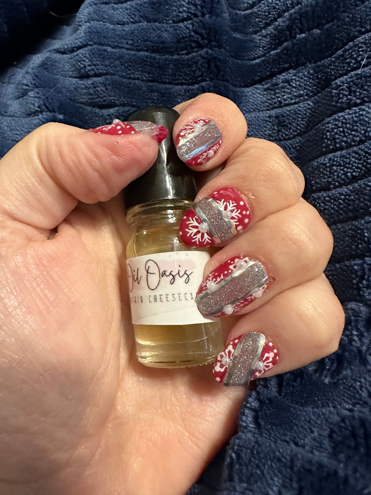 Sassy Snowflake Nails